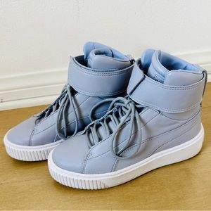 Puma High Top Sneakers, 90s vibe, worn only once, Gray, Size 5.5
